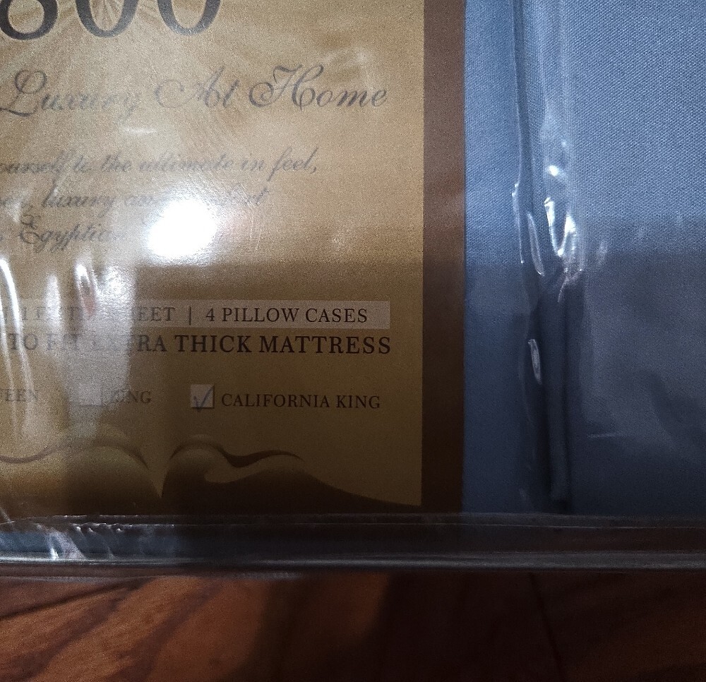 CALE Light Blue Sheet Set - Includes Pillowcases - Picture 2 of 4